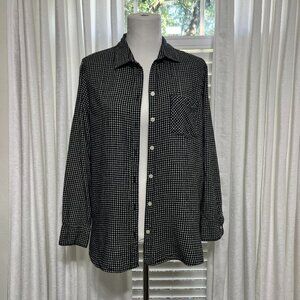Old Navy Flannel Shirt The Classic Black White Plaid L Cotton Relaxed Fit